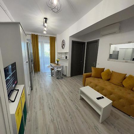 Td Apartments ยาช ภายนอก รูปภาพ