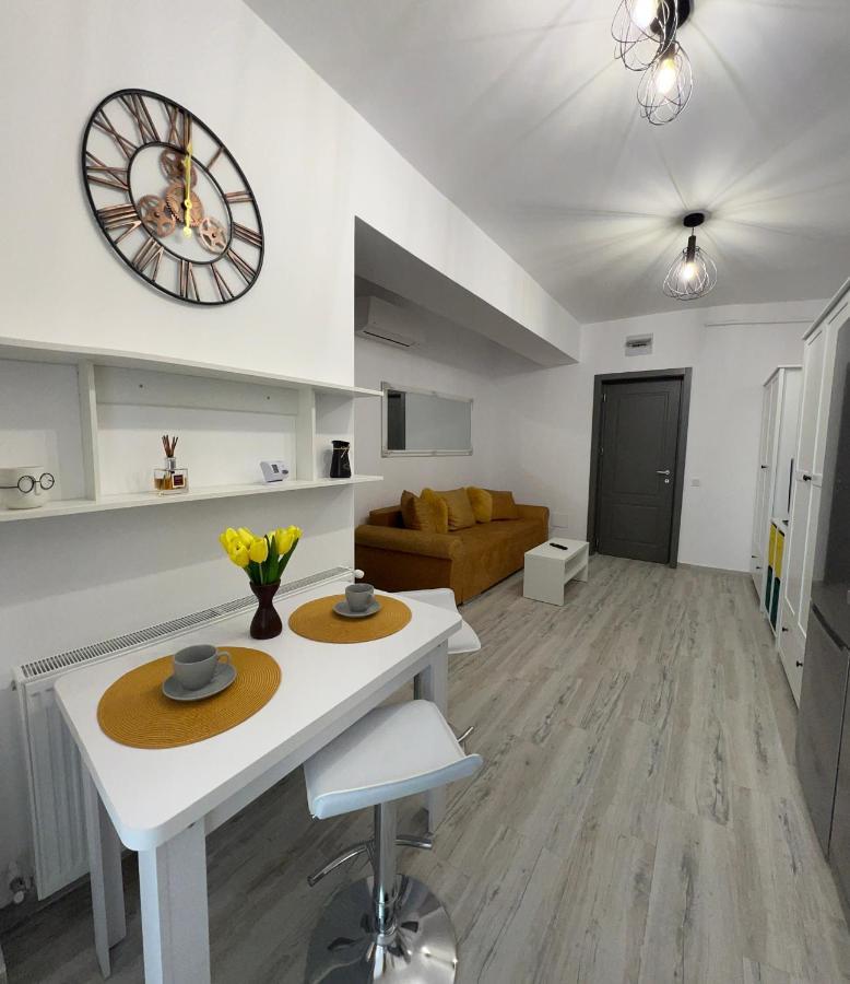 Td Apartments ยาช ภายนอก รูปภาพ